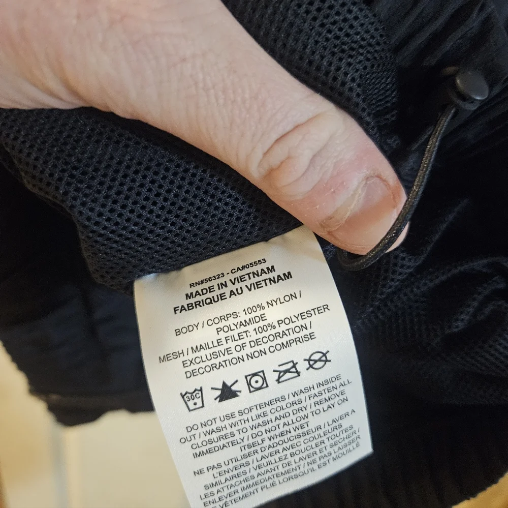 Nike Women's WNBA Black Woven Jacket: LIMITED EDITION: NEW WITH TAGS: SIZE XL - Picture 8 of 9